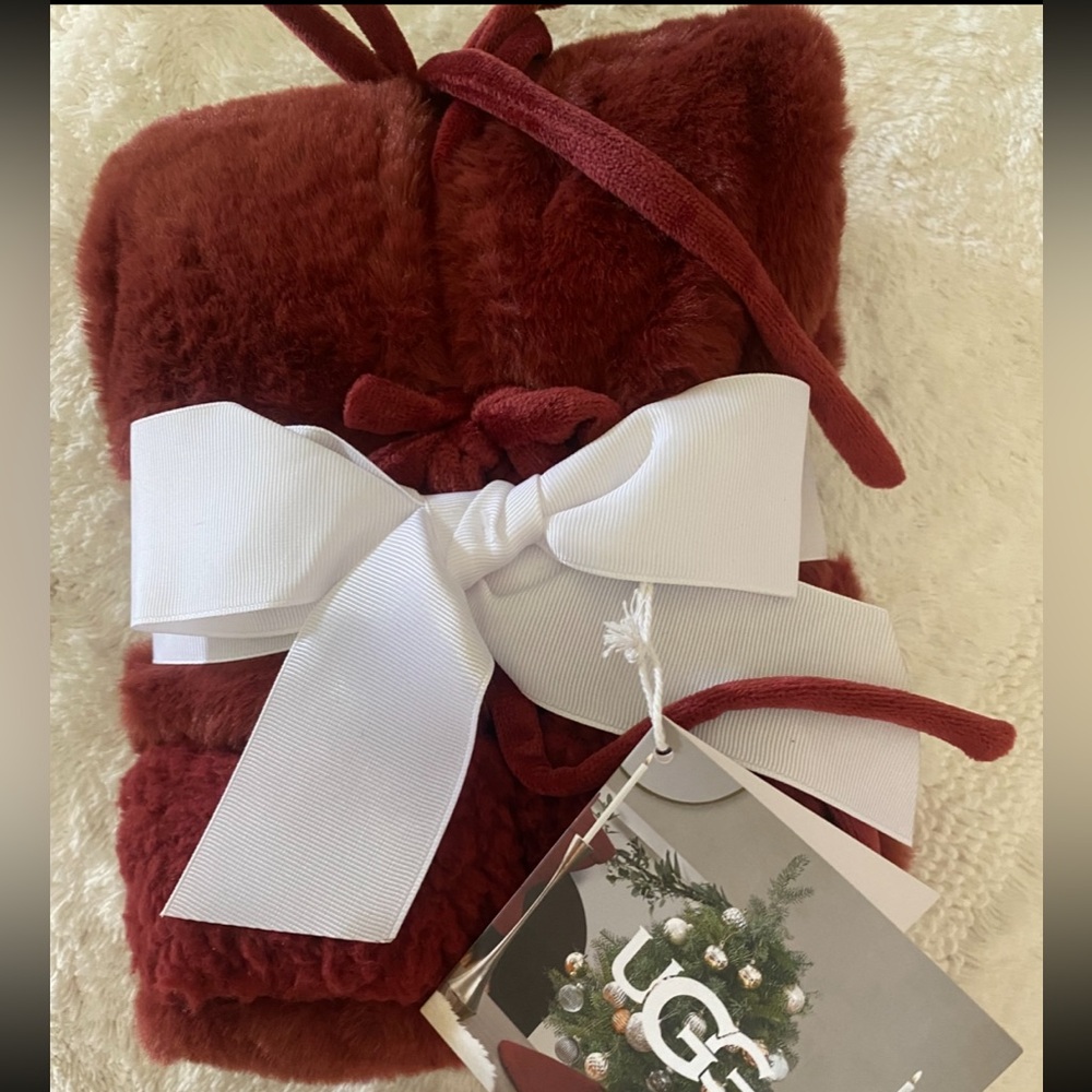 UGG Cynthia mini tree skirt dark cherry